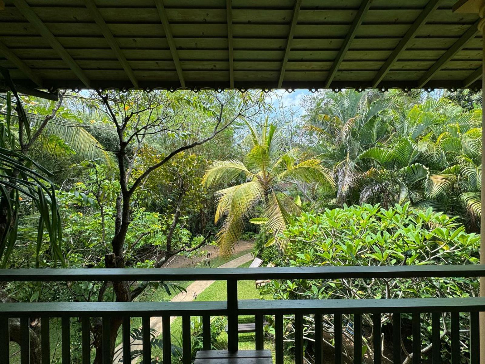Aurora Bed and Breakfast Unawatuna Eksteriør billede