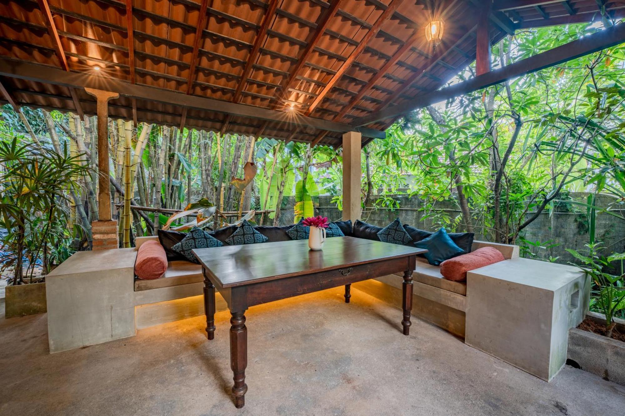 Aurora Bed and Breakfast Unawatuna Eksteriør billede